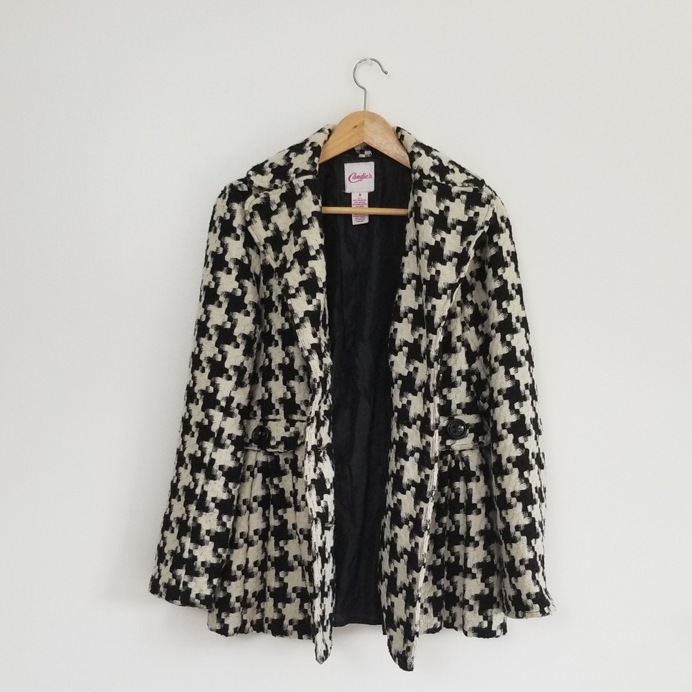 SOLD • Black and White Candie's Fall Winter Coat - Picture 3 of 8